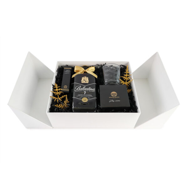 Personalizowany Wedding Box z podziękowaniami dla Najlepszego Świadka z Whisky Ballantine’s 7YO