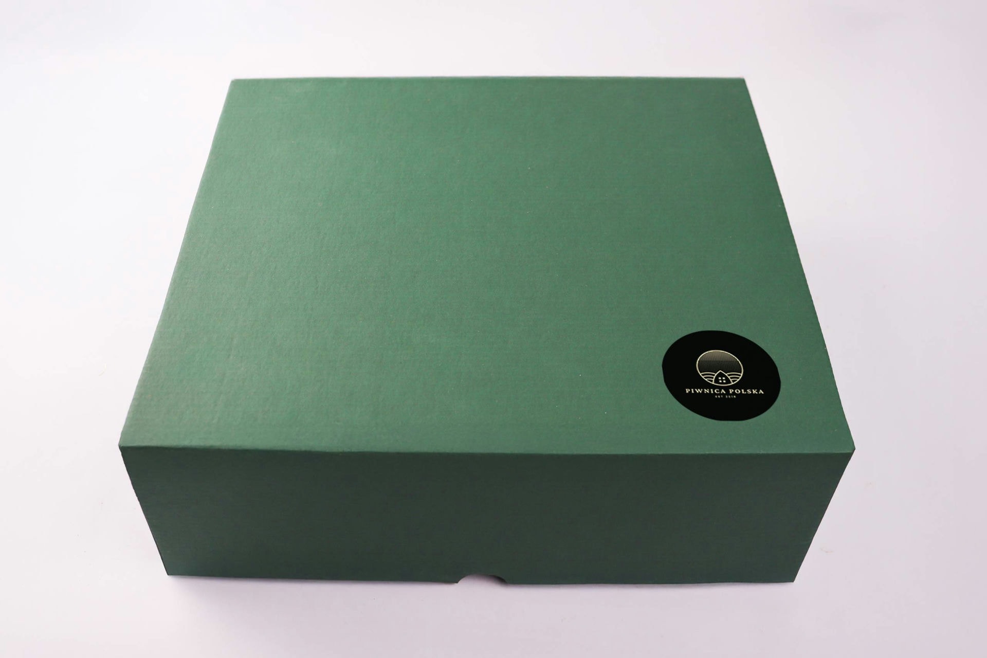 zielone-pudelko-330-scaled-1.jpg